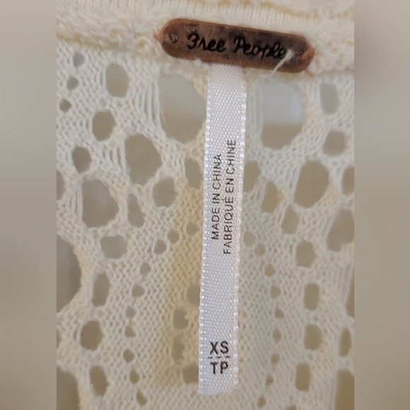 Free People Cream Lace Cardigan Sweater Jacket Cover up Sz XS - Picture 4 of 4
